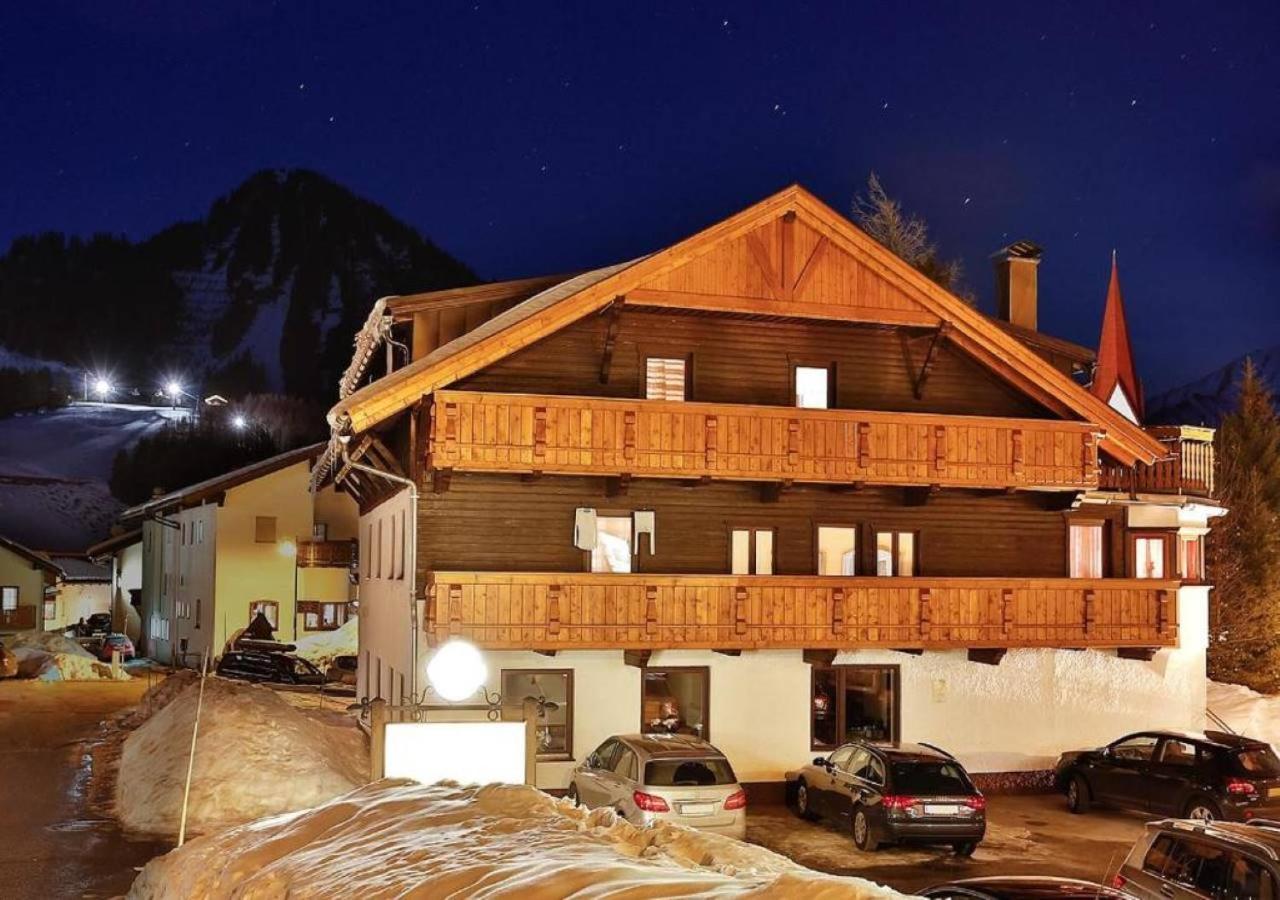 Gaestehaus Zugspitzblick Berwang Luaran gambar