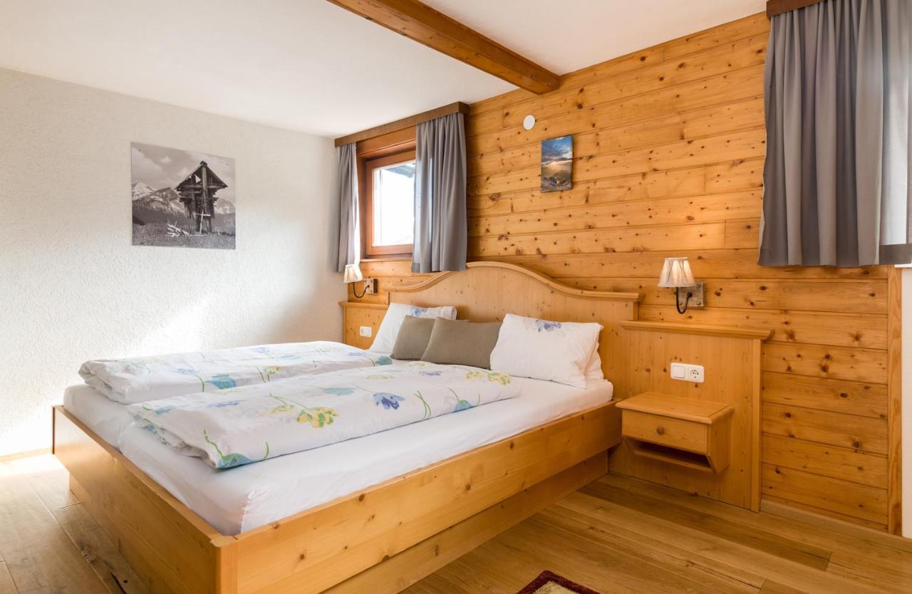 Gaestehaus Zugspitzblick Berwang Luaran gambar