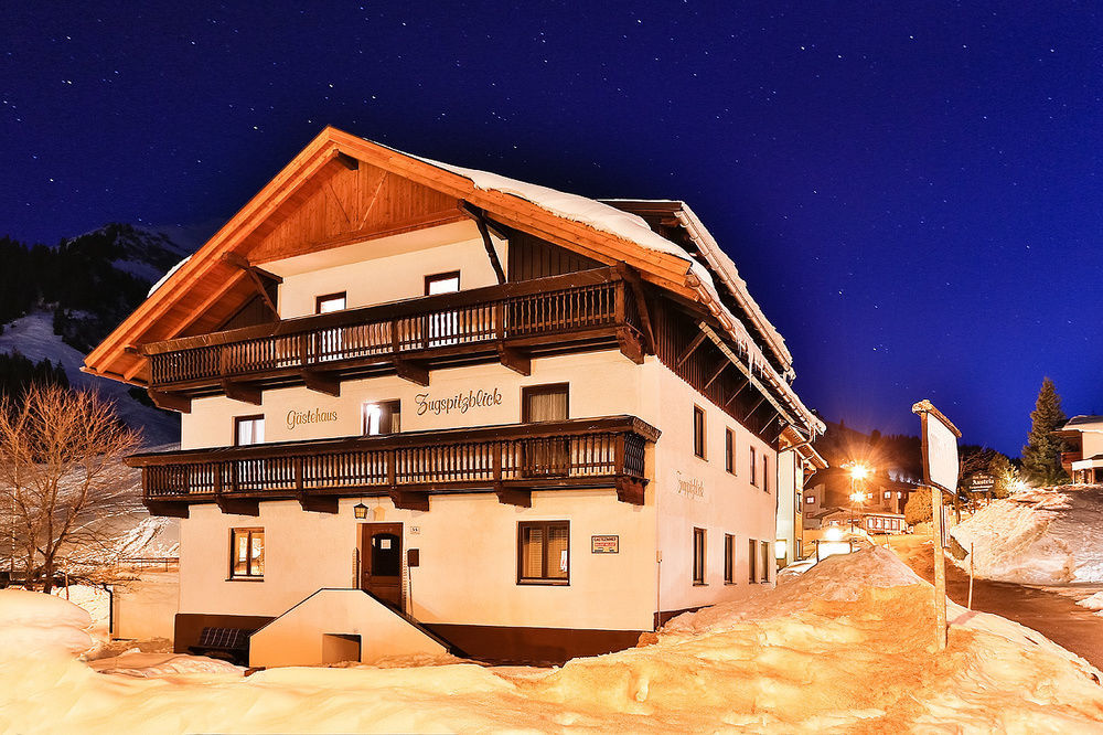 Gaestehaus Zugspitzblick Berwang Luaran gambar